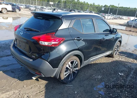 2019 Nissan Kicks S/Sr/Sv z USA, uszkodzony, nr VIN 3N1CP5CU0KL513763